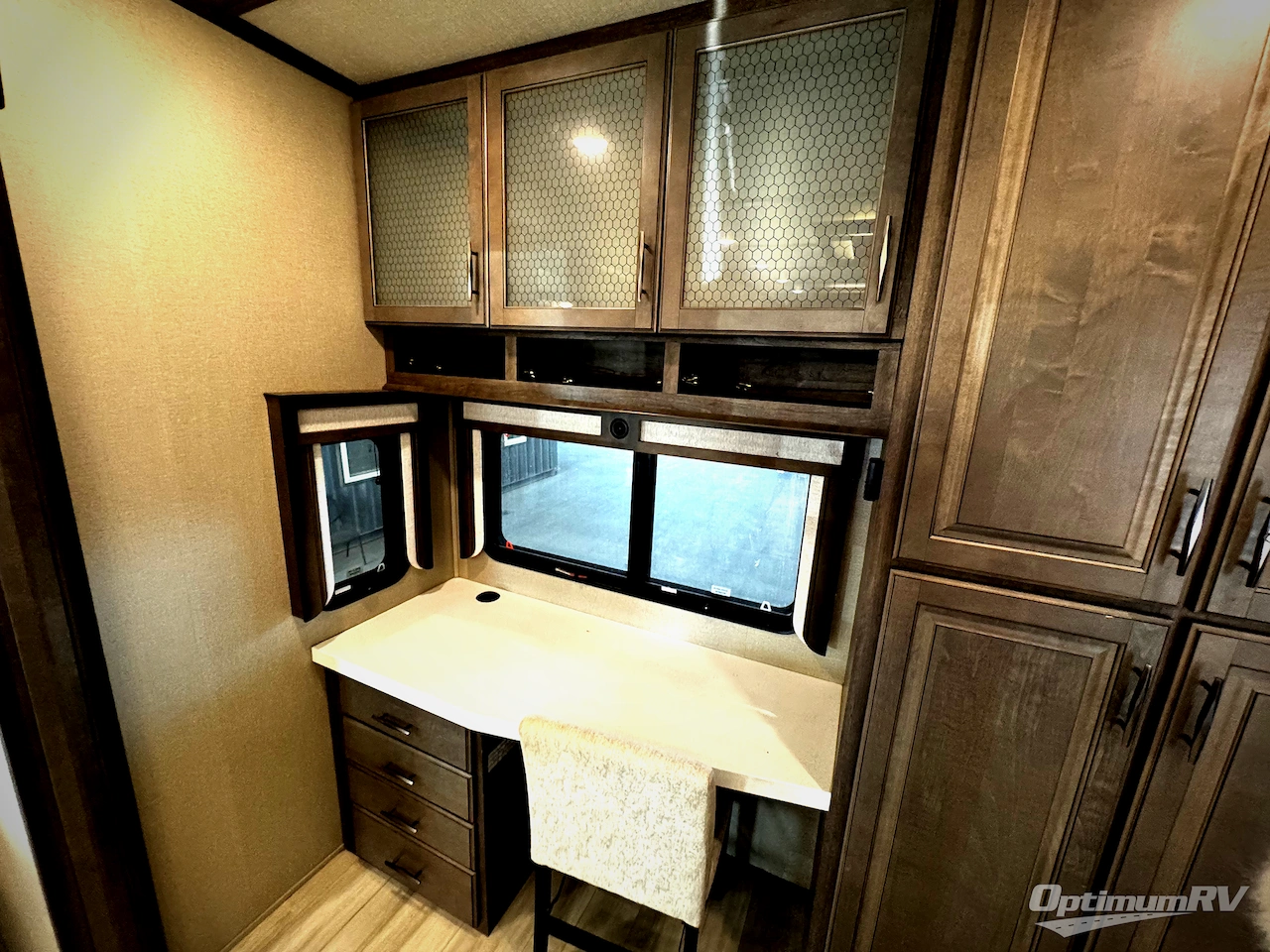 2022 Grand Design Solitude 345GK R Photo 19