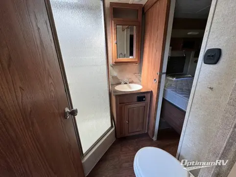2015 Forest River Rockwood Signature Ultra Lite 8329SS RV Photo 4