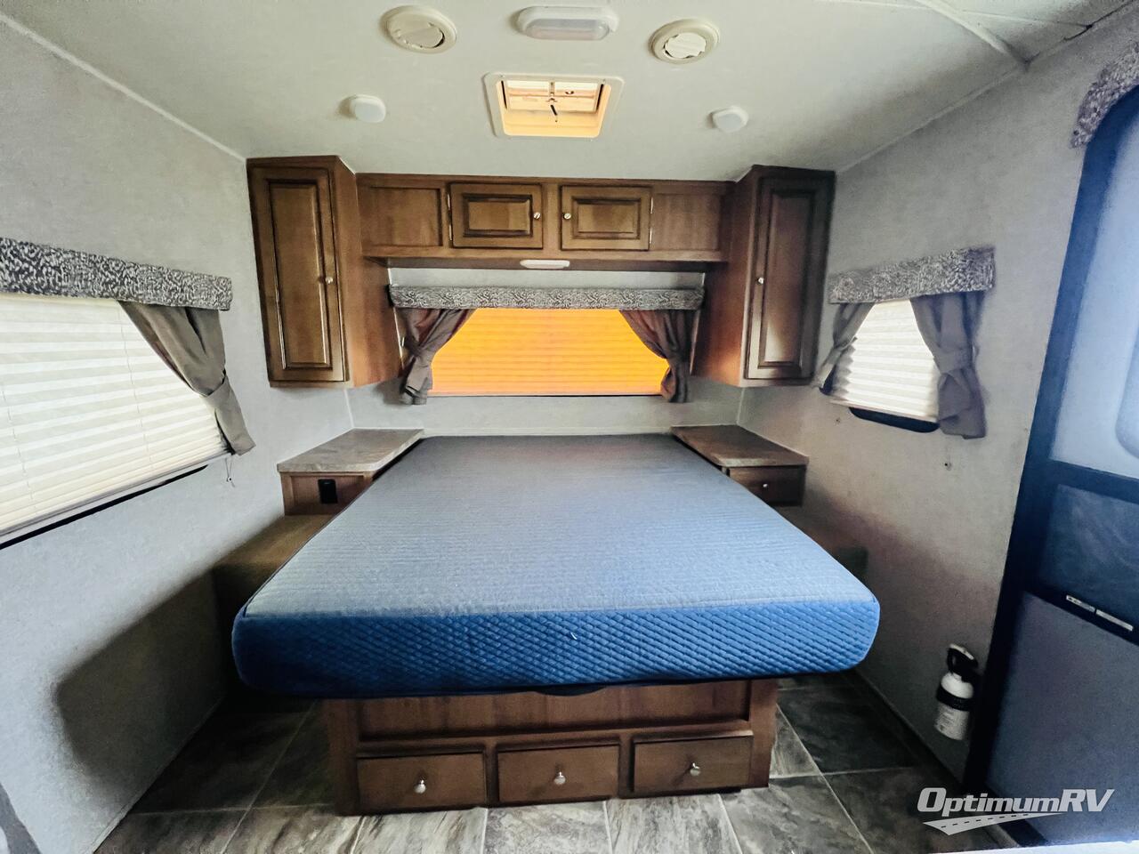 2016 Forest River Rockwood Mini Lite 2304 Photo 14