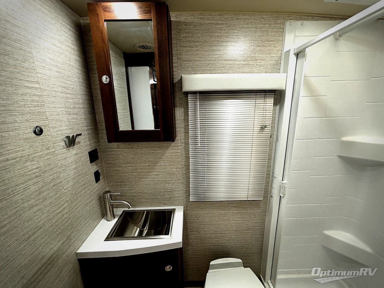 2022 Winnebago View 24D Photo 17