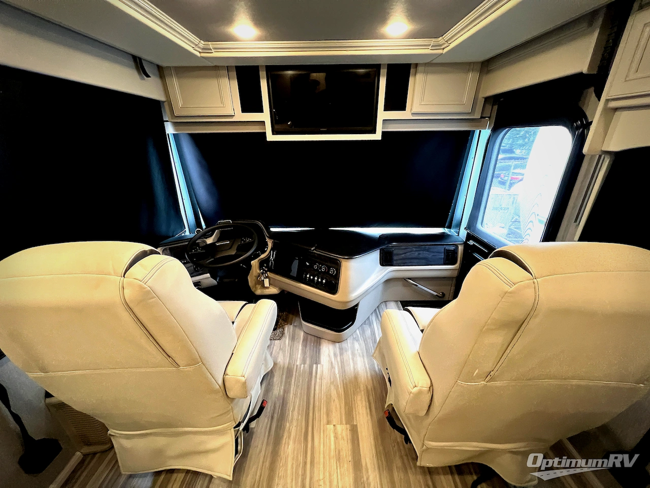 2022 Holiday Rambler Nautica 35MS Photo 5