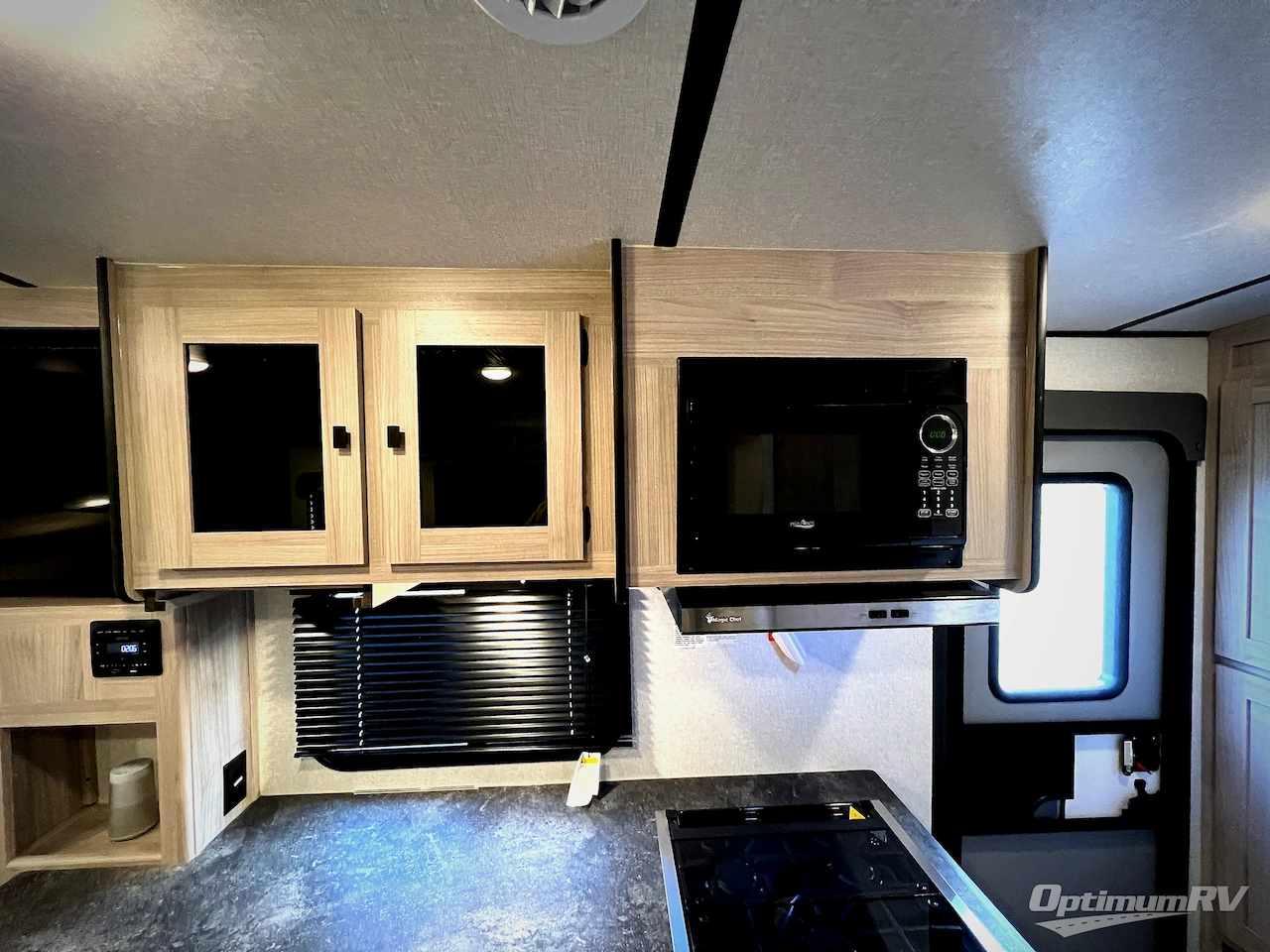 2024 Coachmen Northern Spirit Ultra Lite 1943RB Photo 10