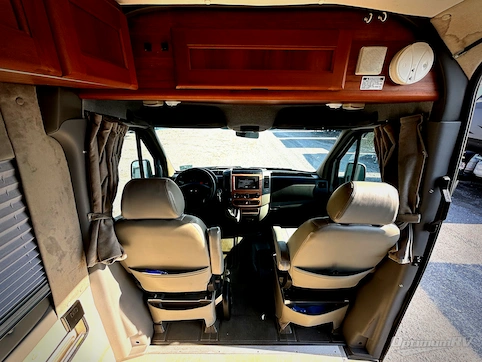 2010 Roadtrek Roadtrek RS-Adventurous RV Photo 2