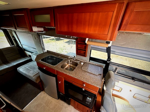 2010 Roadtrek Roadtrek RS-Adventurous RV Photo 4