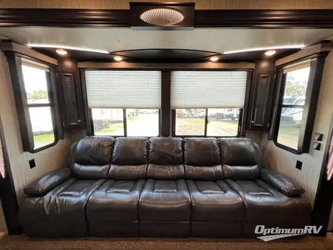 2018 Heartland Road Warrior 413 RV Photo 2