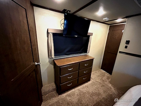2017 Grand Design Solitude 360RL RV Photo 3