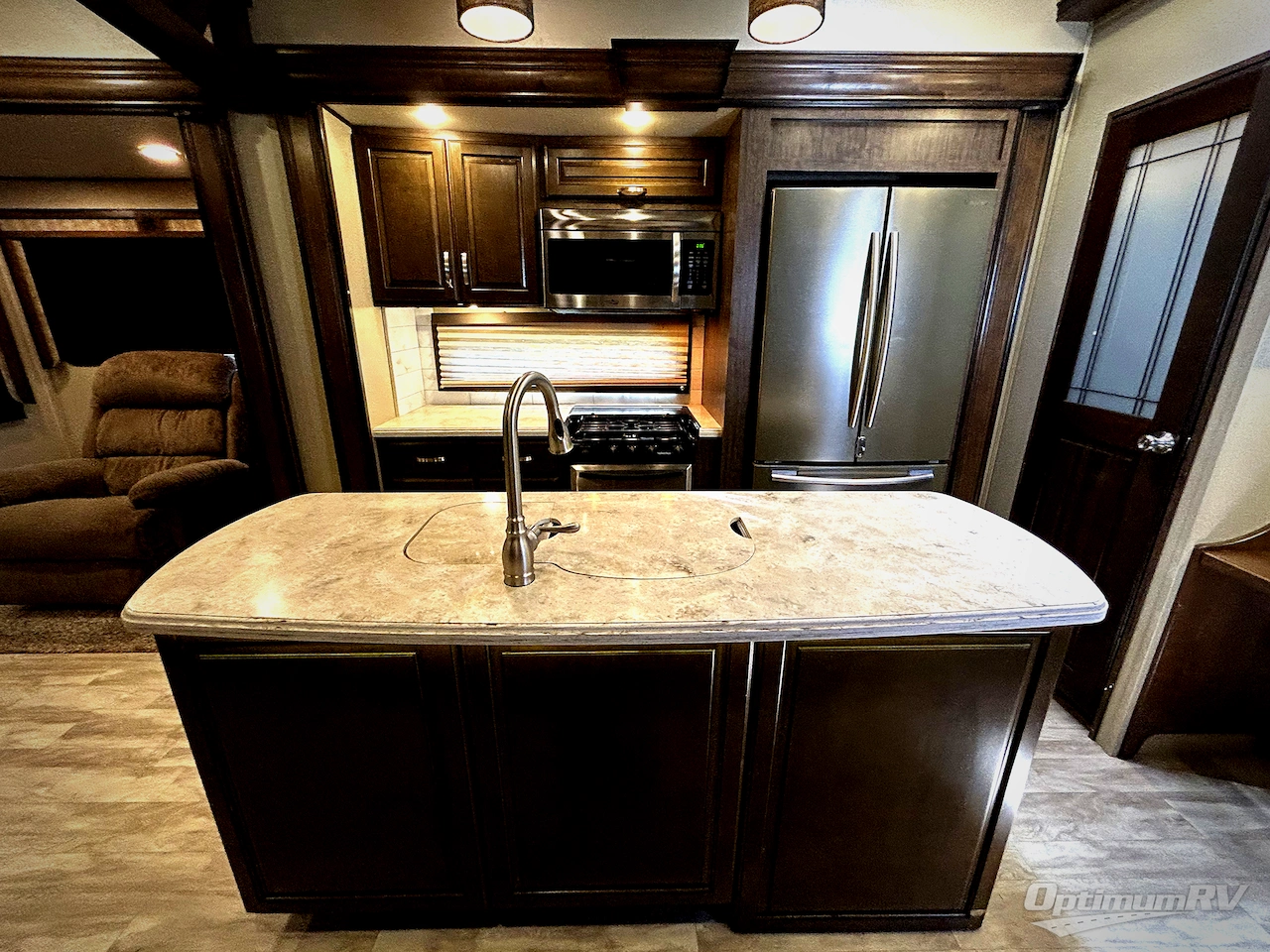 2017 Grand Design Solitude 360RL Photo 6