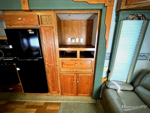 2002 CrossRoads Paradise Pointe 36MRC RV Floorplan Photo