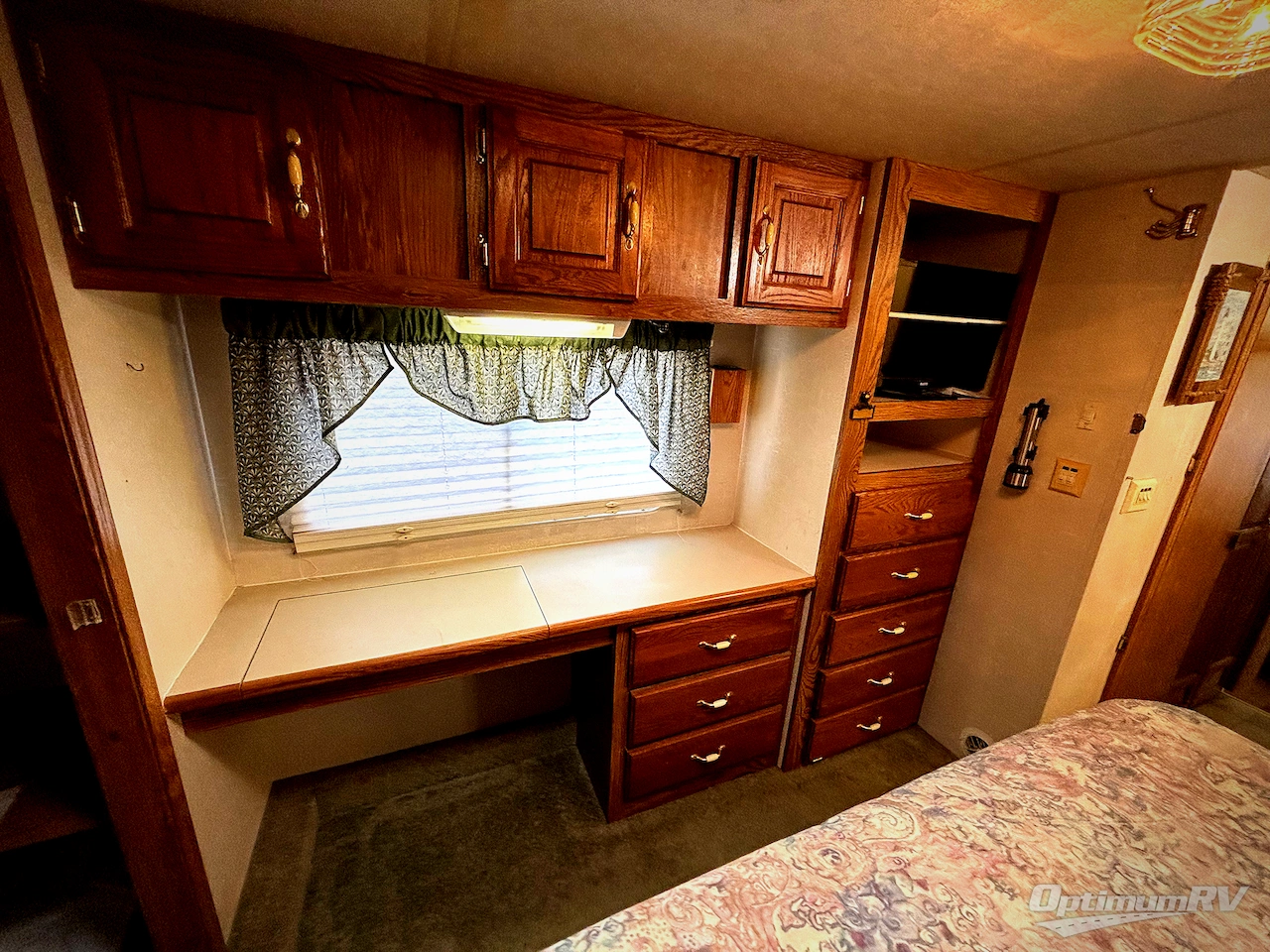 2002 CrossRoads Paradise Pointe 36MRC Photo 9