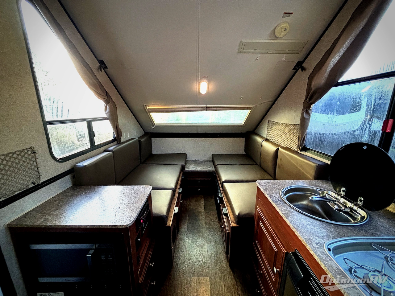2016 Forest River Rockwood Hard Side High Wall Series A213HW Photo 4