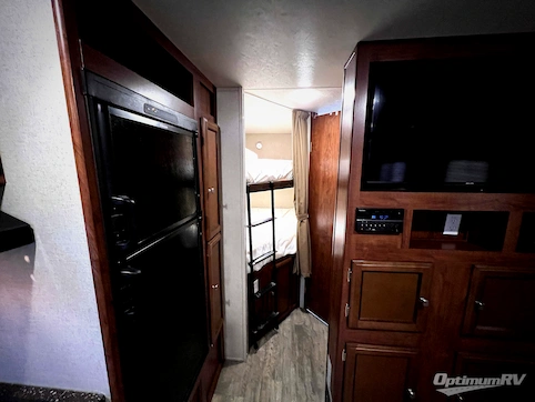 2017 Coachmen Freedom Express 275BHS RV Photo 3