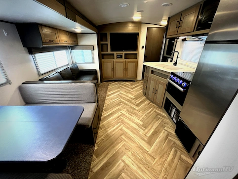 2021 Cruiser Shadow Cruiser 325BHS RV Photo 2