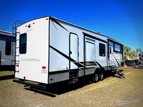 2022 Coachmen Chaparral 373MBRB RV Photo 3