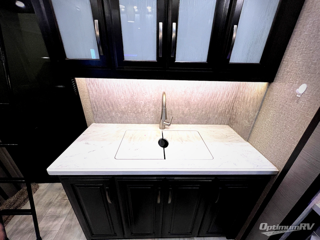 2019 Grand Design Momentum M-Class 398M Photo 10