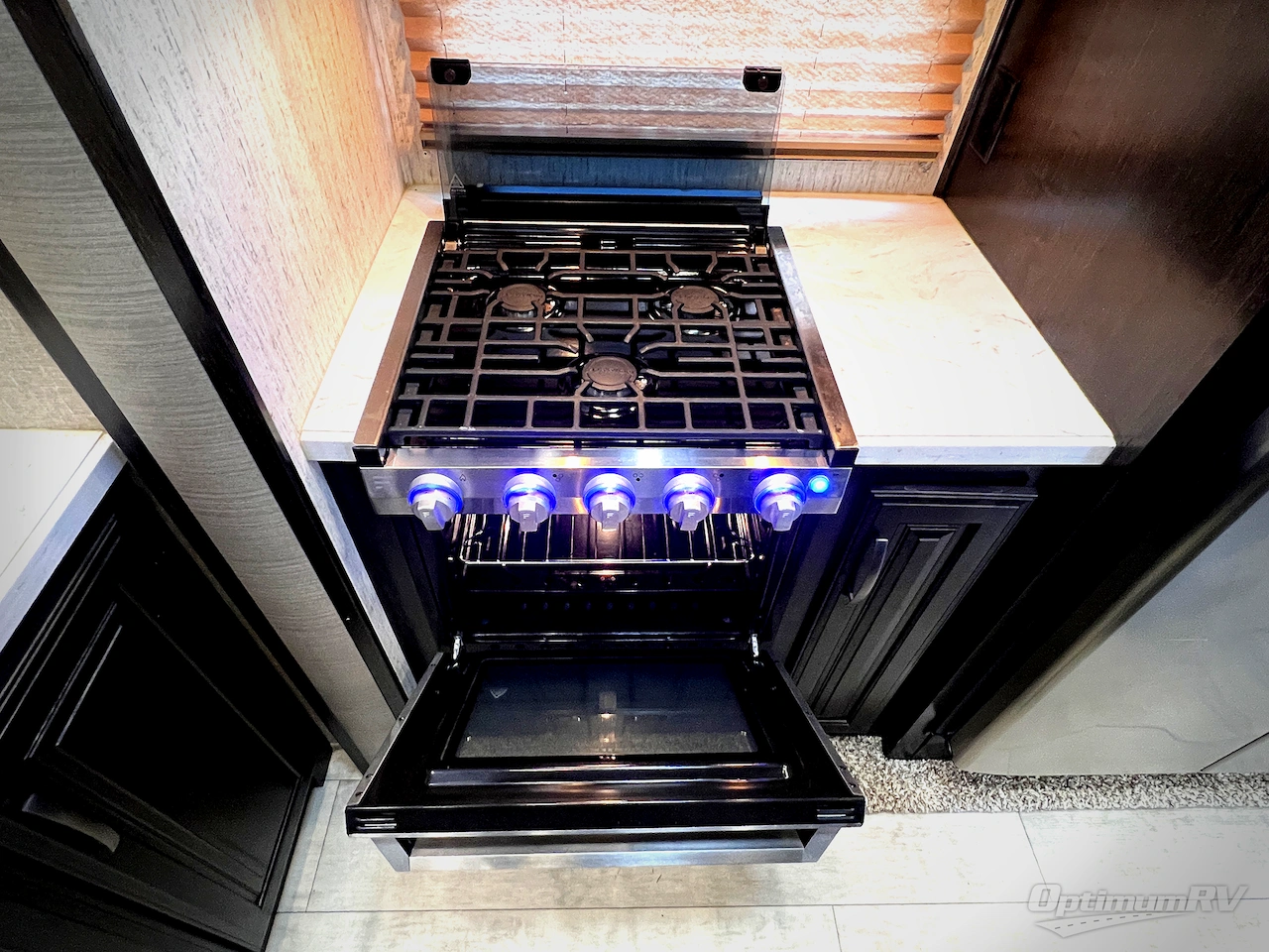 2019 Grand Design Momentum M-Class 398M Photo 13