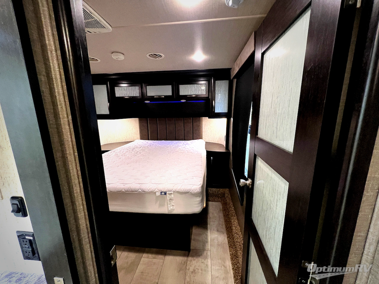 2019 Grand Design Momentum M-Class 398M Photo 34