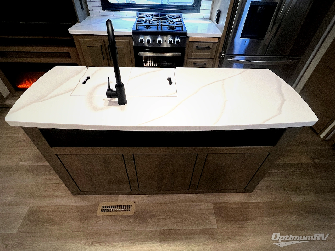 2025 KZ Durango Gold G310RLQ Photo 25