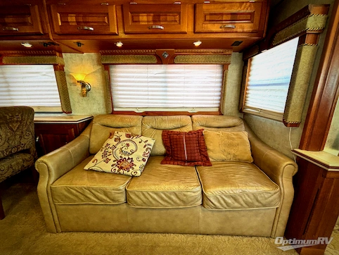 2004 Monaco Windsor 40PKDD RV Photo 2