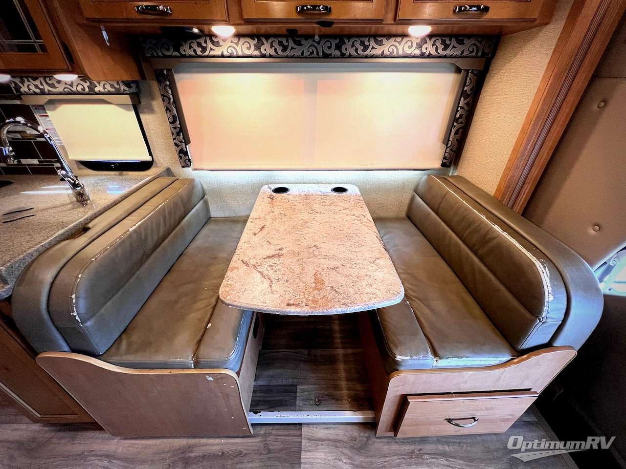 2017 Thor Four Winds 31E Bunkhouse Photo 14