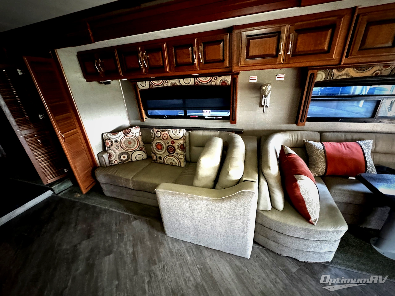 2017 Fleetwood Pace Arrow LXE 38K Photo 11