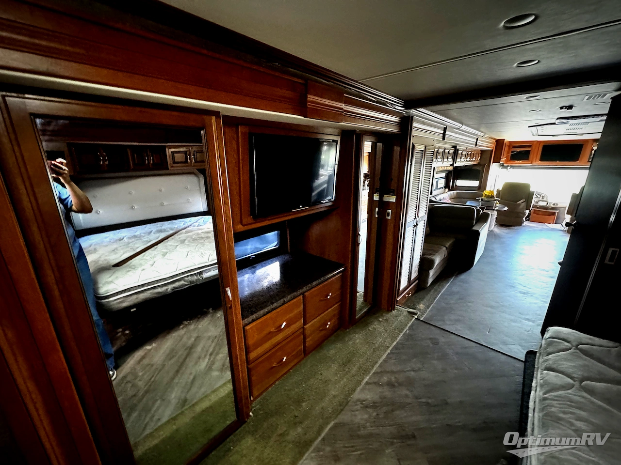 2017 Fleetwood Pace Arrow LXE 38K Photo 16