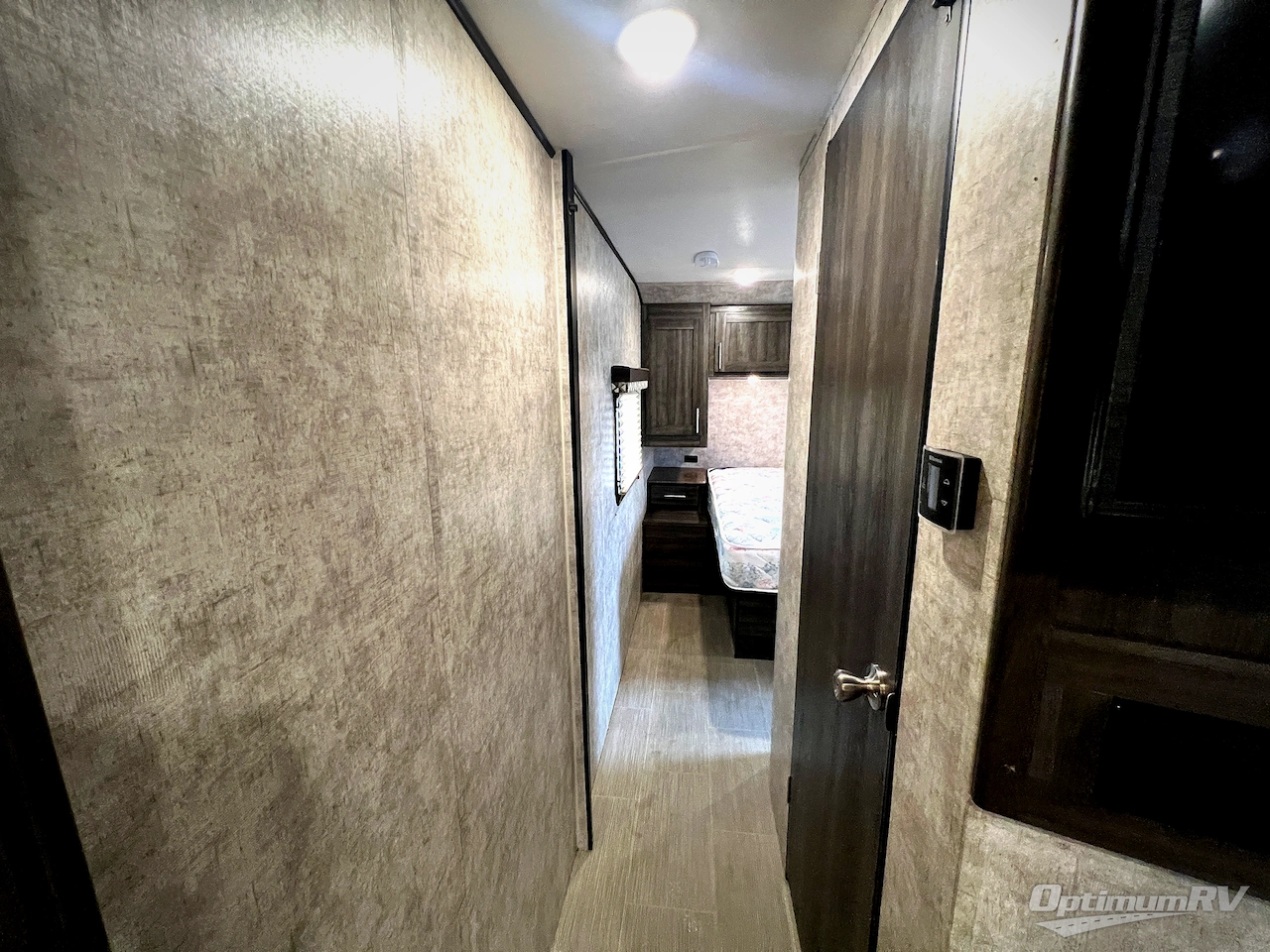 2017 Highland Ridge Open Range Ultra Lite UT2710RL Photo 15