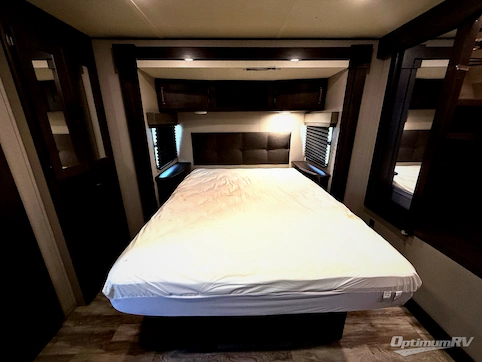 2020 Grand Design Transcend 31RLK RV Photo 3