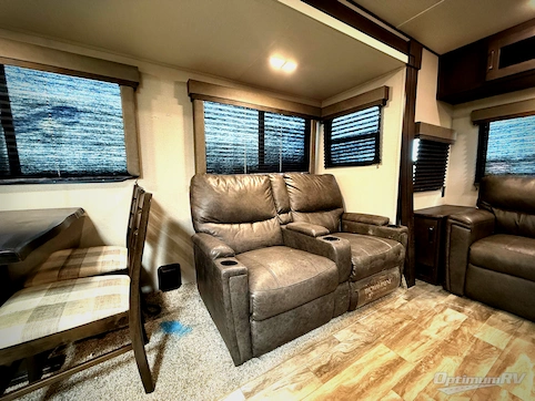 2020 Grand Design Transcend 31RLK RV Photo 4