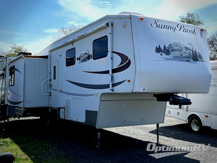 2008 SunnyBrook Titan LX 33CK-TS RV Photo 1