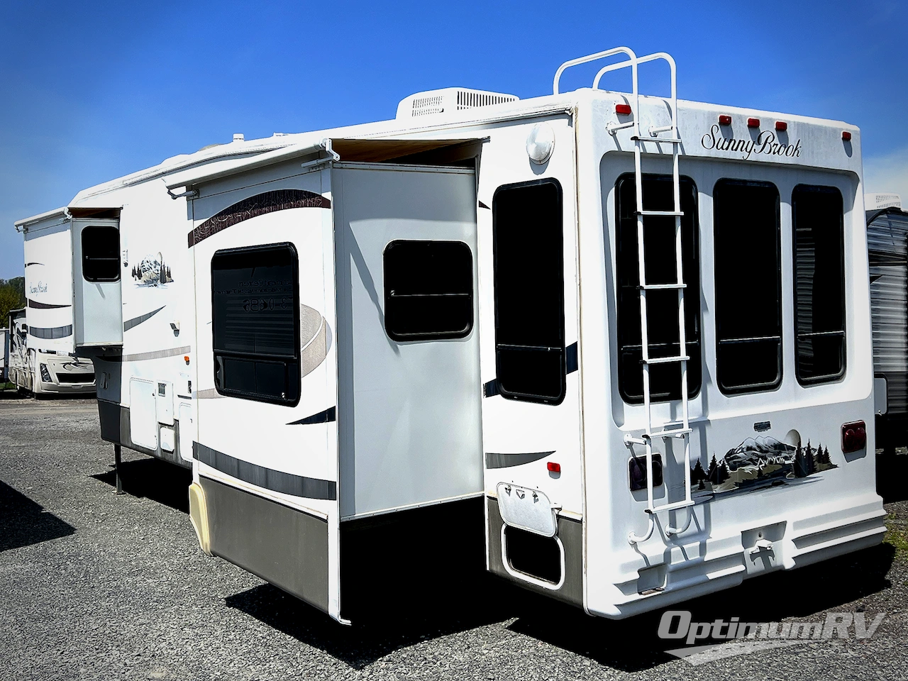 2008 SunnyBrook Titan LX 33CK-TS Photo 3