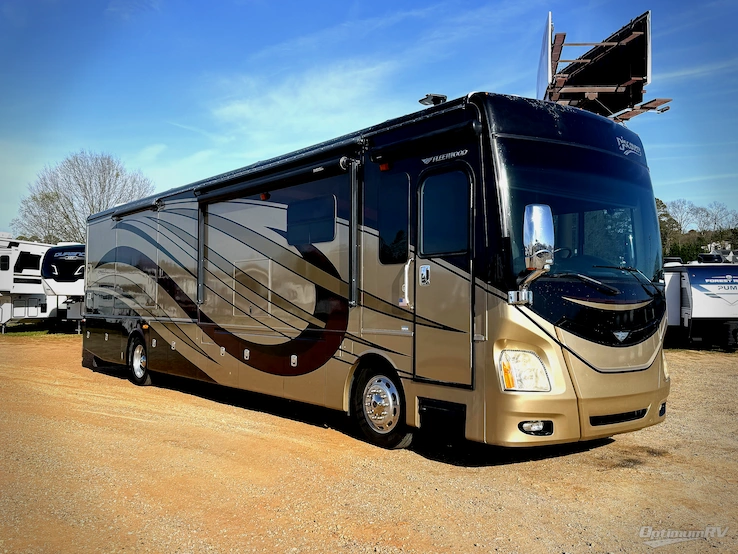 2015 Fleetwood Discovery 40E RV Photo 1