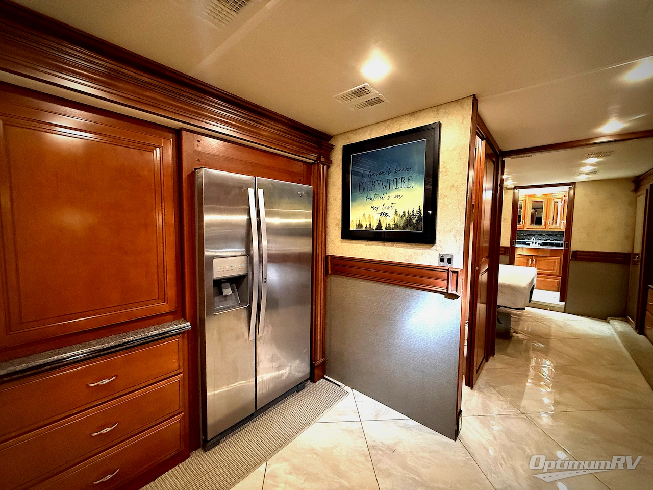 2015 Fleetwood Discovery 40E Photo 17