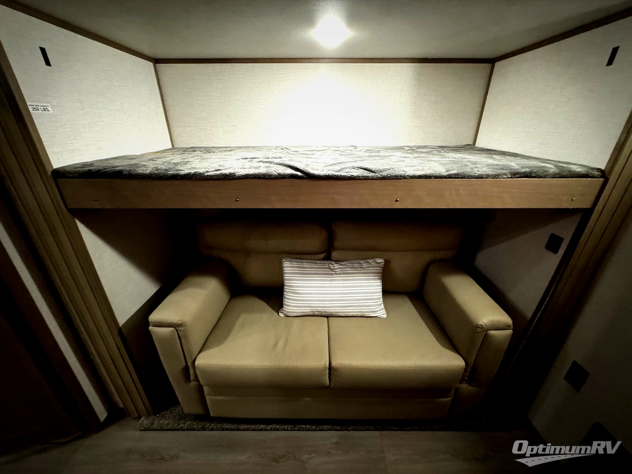 2025 KZ Durango Gold G382MBF Photo 19