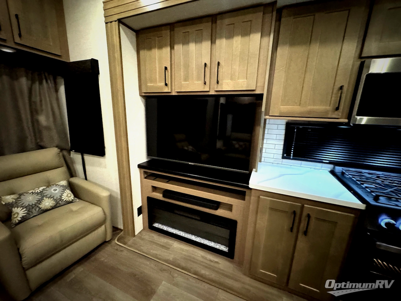 2025 KZ Durango Gold G382MBF Photo 25