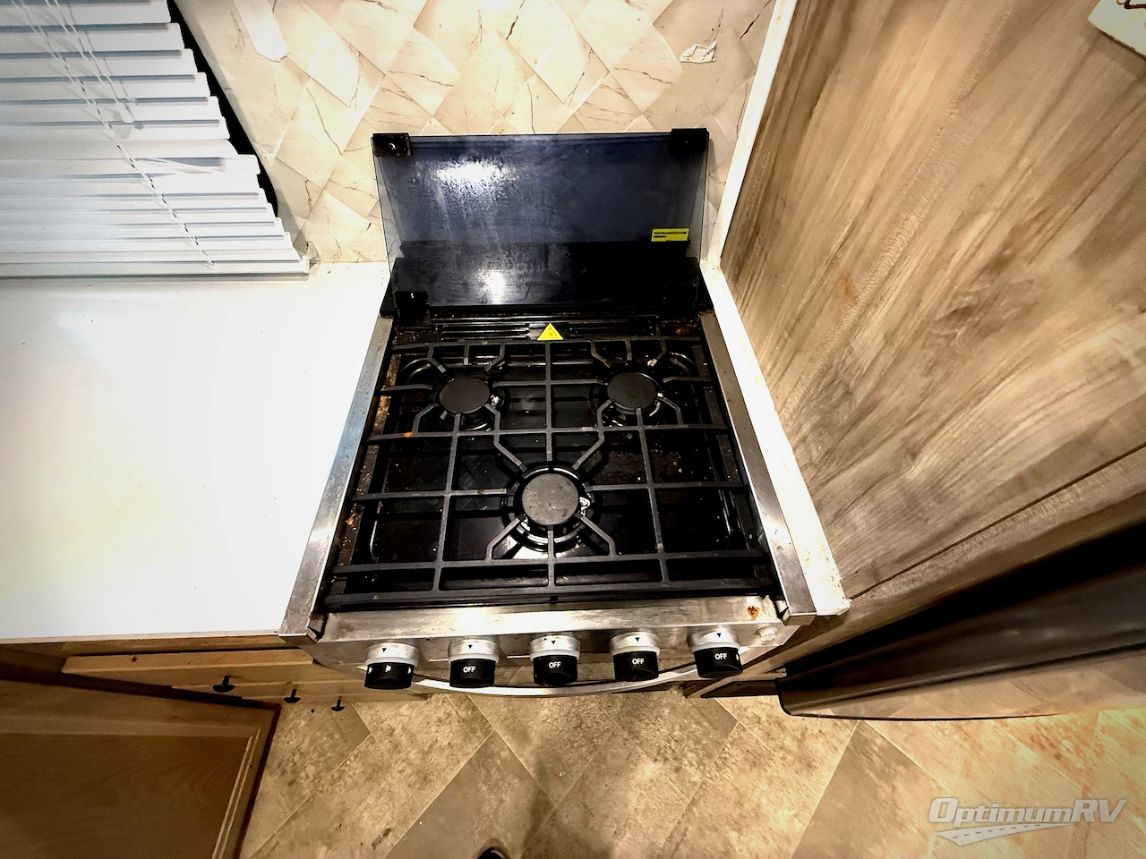 2022 Palomino SolAire Ultra Lite 258RBSS Photo 11