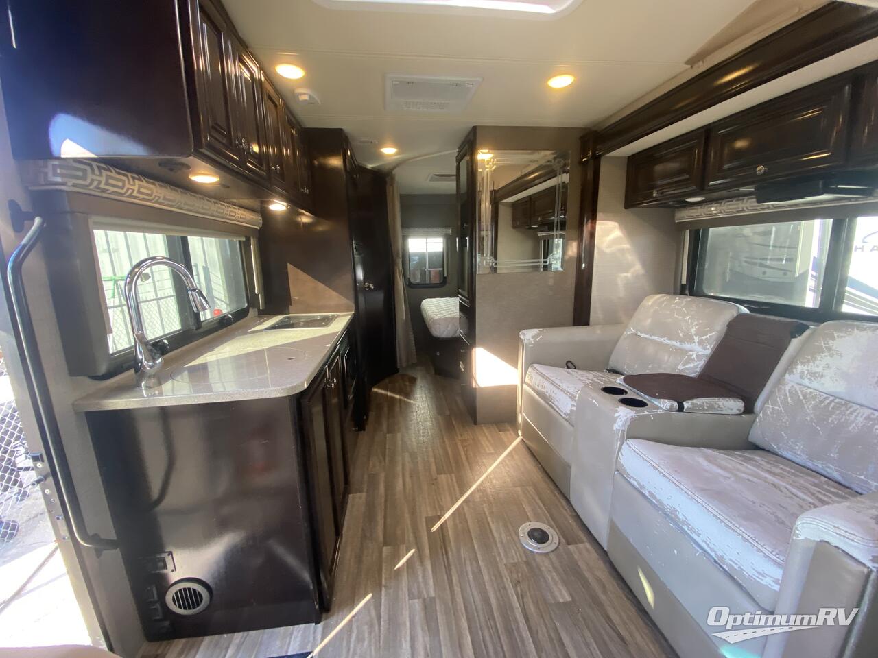 2017 Thor Synergy SD24 Photo 6