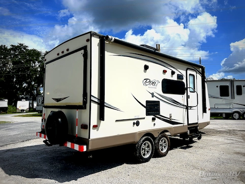 2015 Forest River Rockwood Roo 21SS RV Photo 4