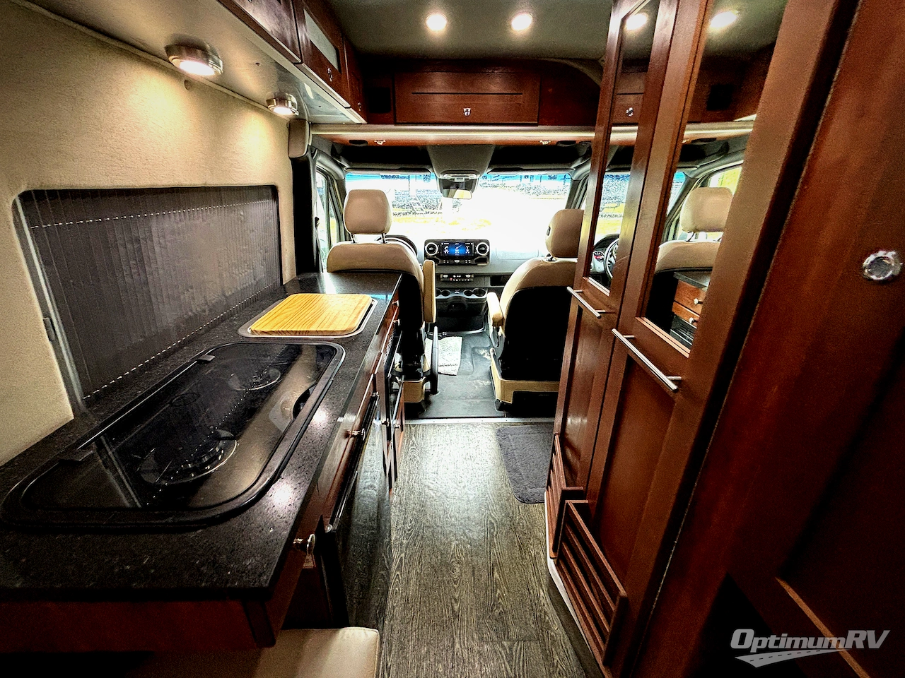 2020 Roadtrek Roadtrek SS AGILE Photo 6
