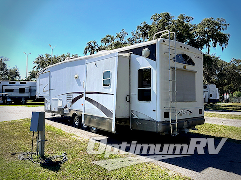 2008 NuWa HitchHiker Champagne 38LKTG RV Photo 3