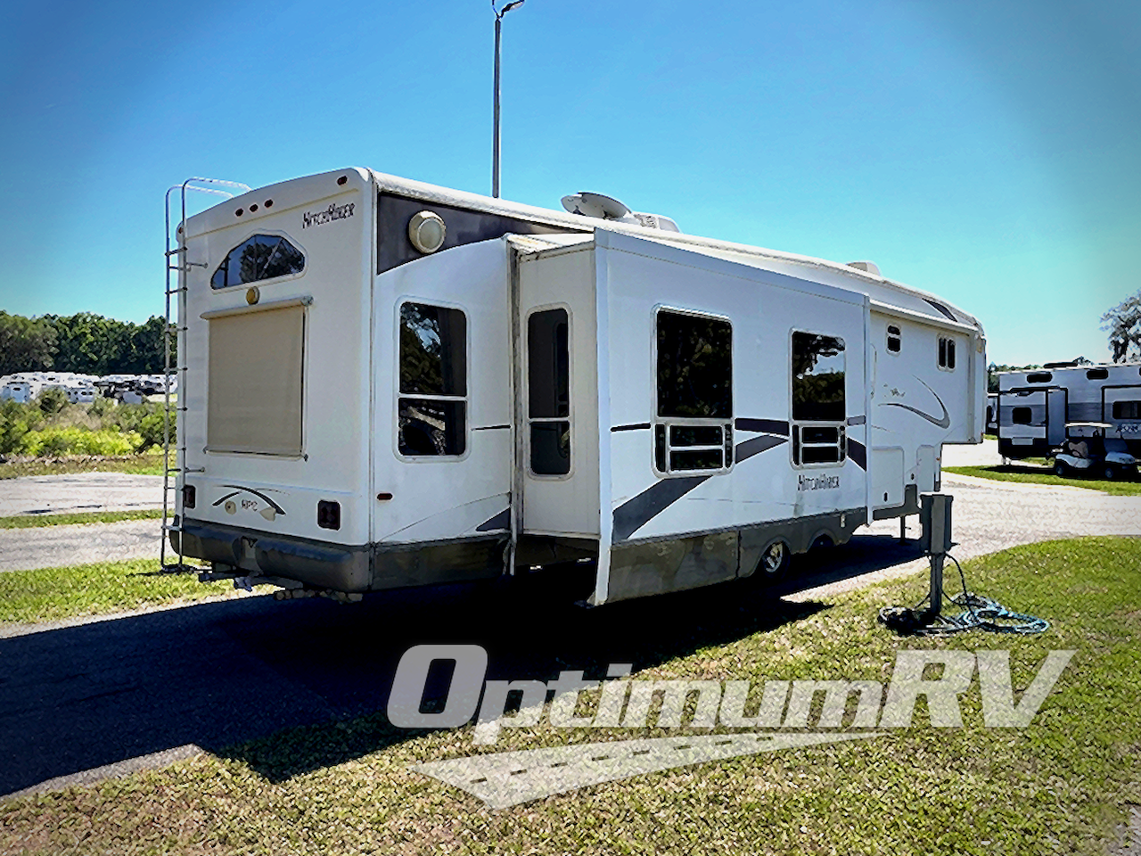 2008 NuWa HitchHiker Champagne 38LKTG Photo 2