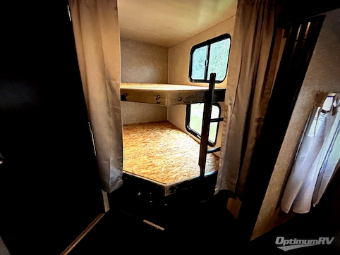 2018 Heartland North Trail 31BHDD King RV Photo 4