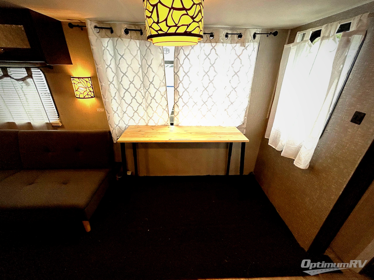 2018 Heartland North Trail 31BHDD King Photo 10