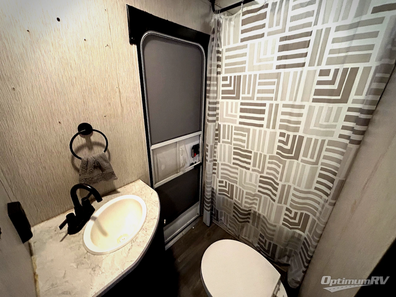 2018 Heartland North Trail 31BHDD King Photo 16