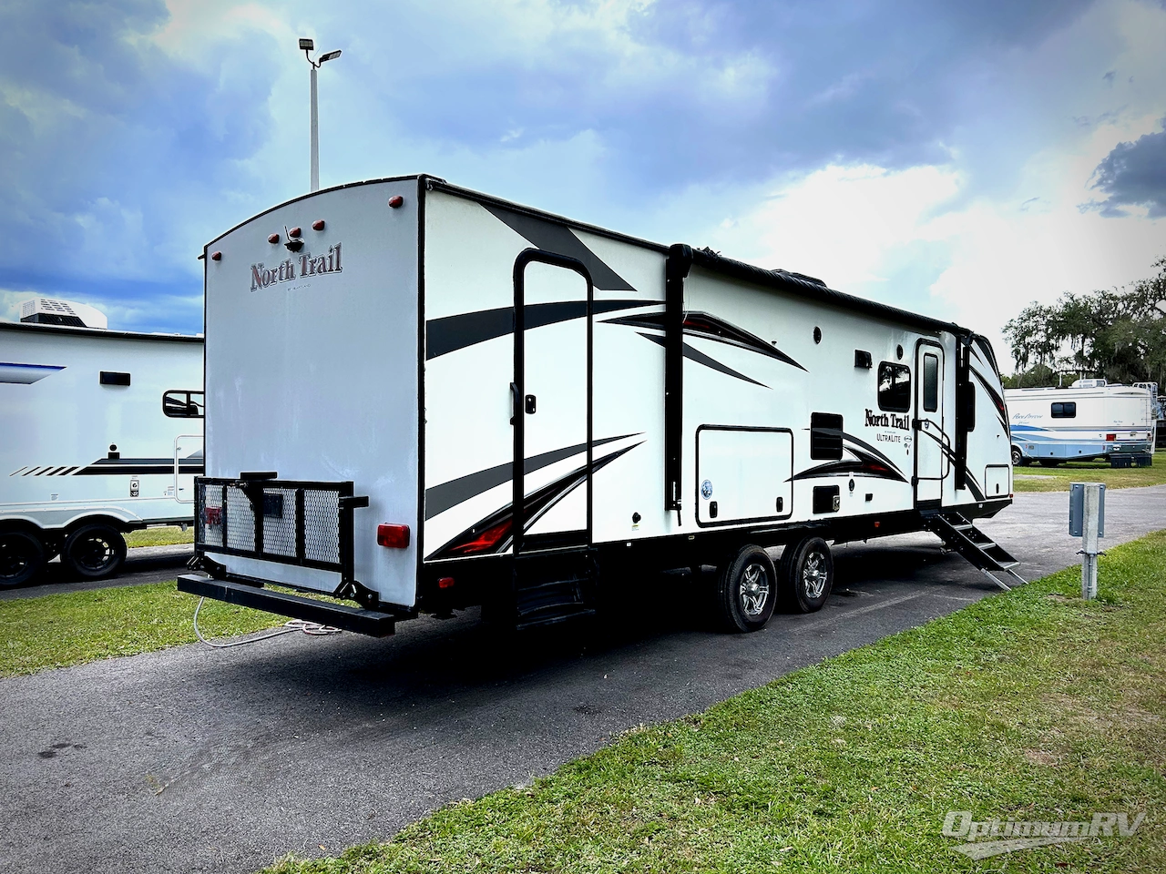 2018 Heartland North Trail 31BHDD King Photo 2