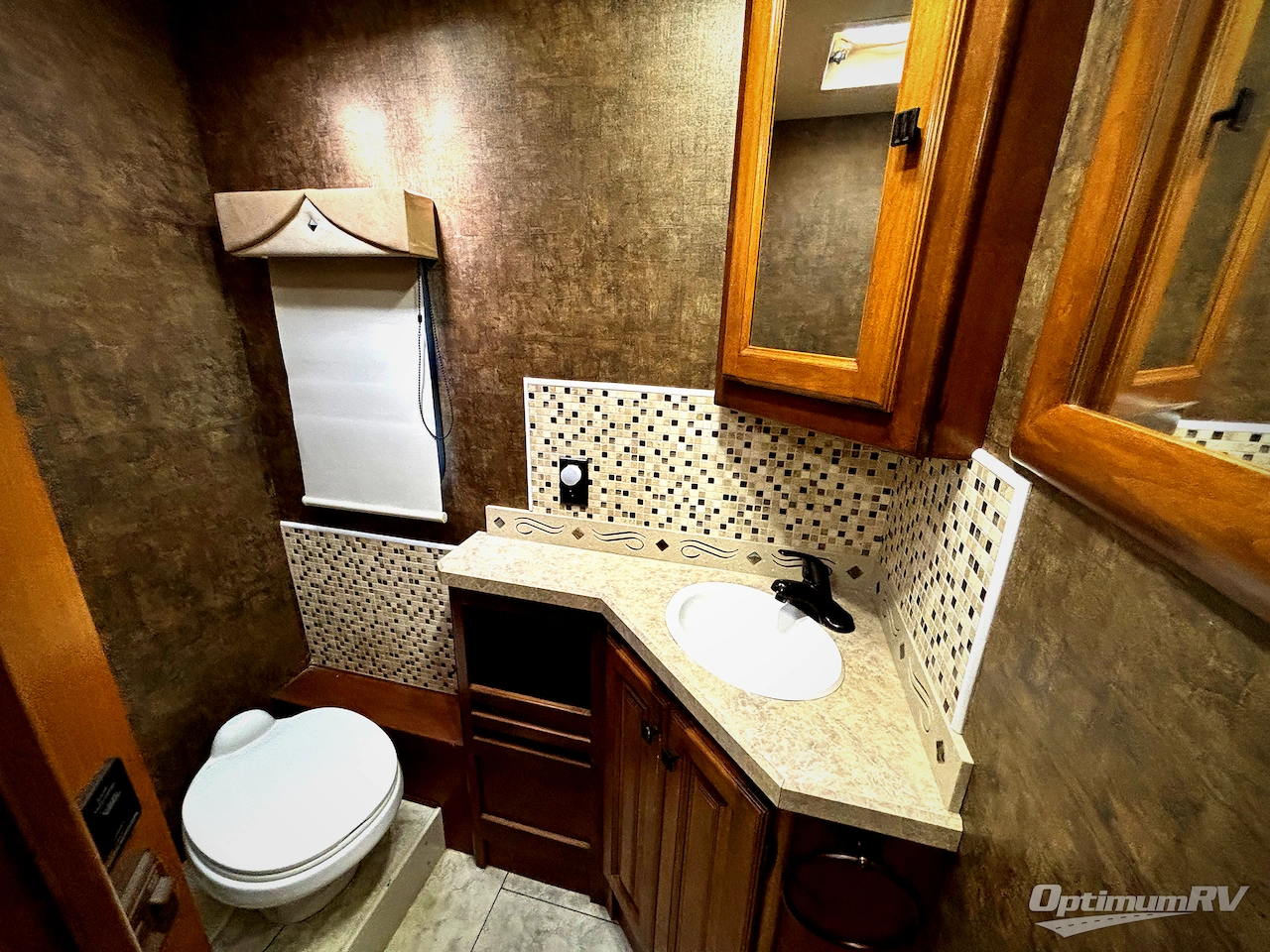 2012 Tiffin Allegro 36 LA Photo 14