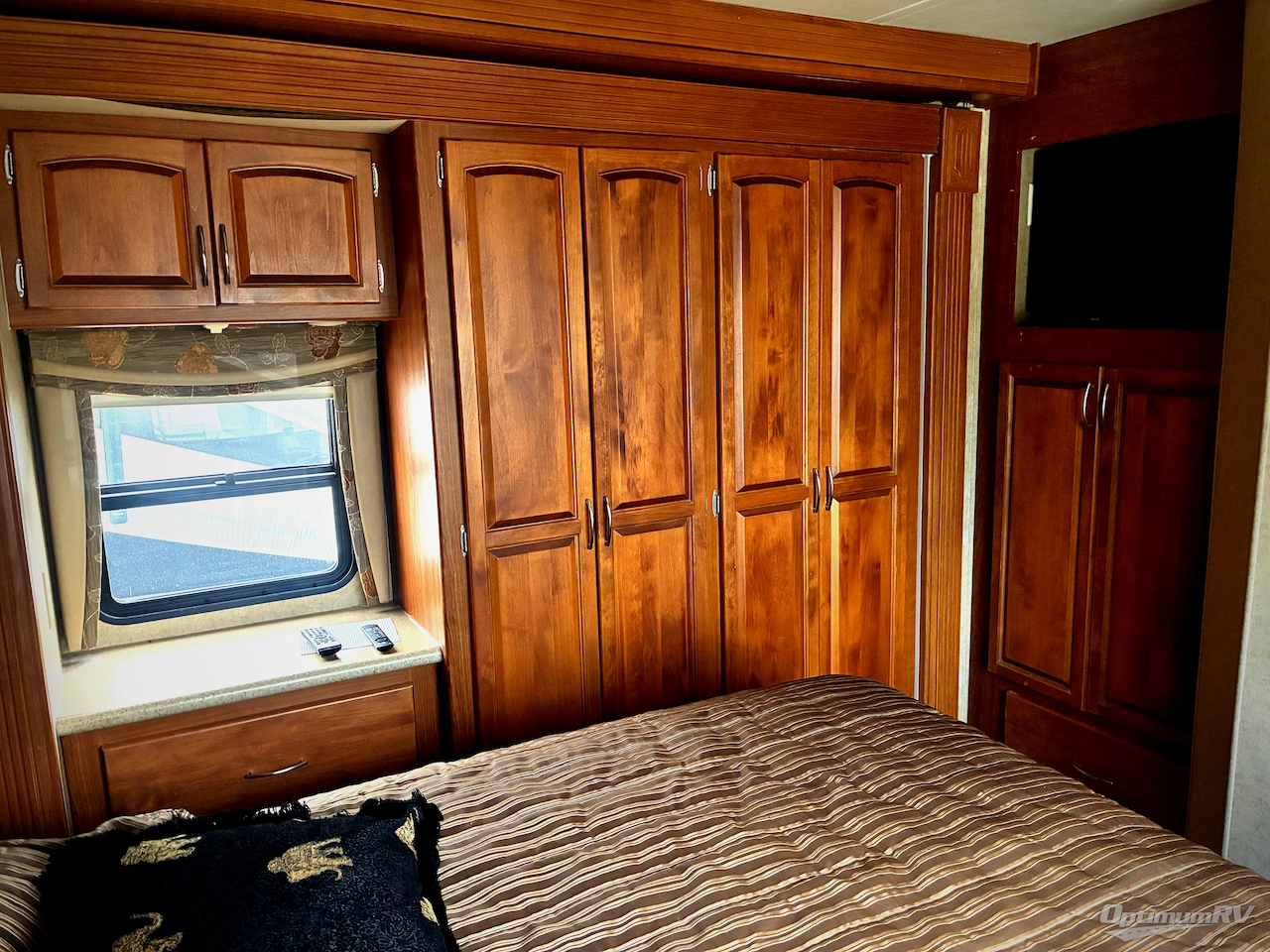 2008 Monaco Cayman 38 PBD Photo 20