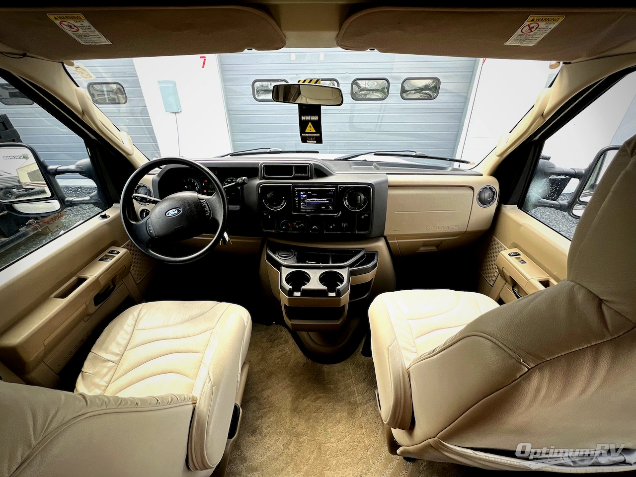 2011 Pleasure-Way Ford Excel TD Photo 4