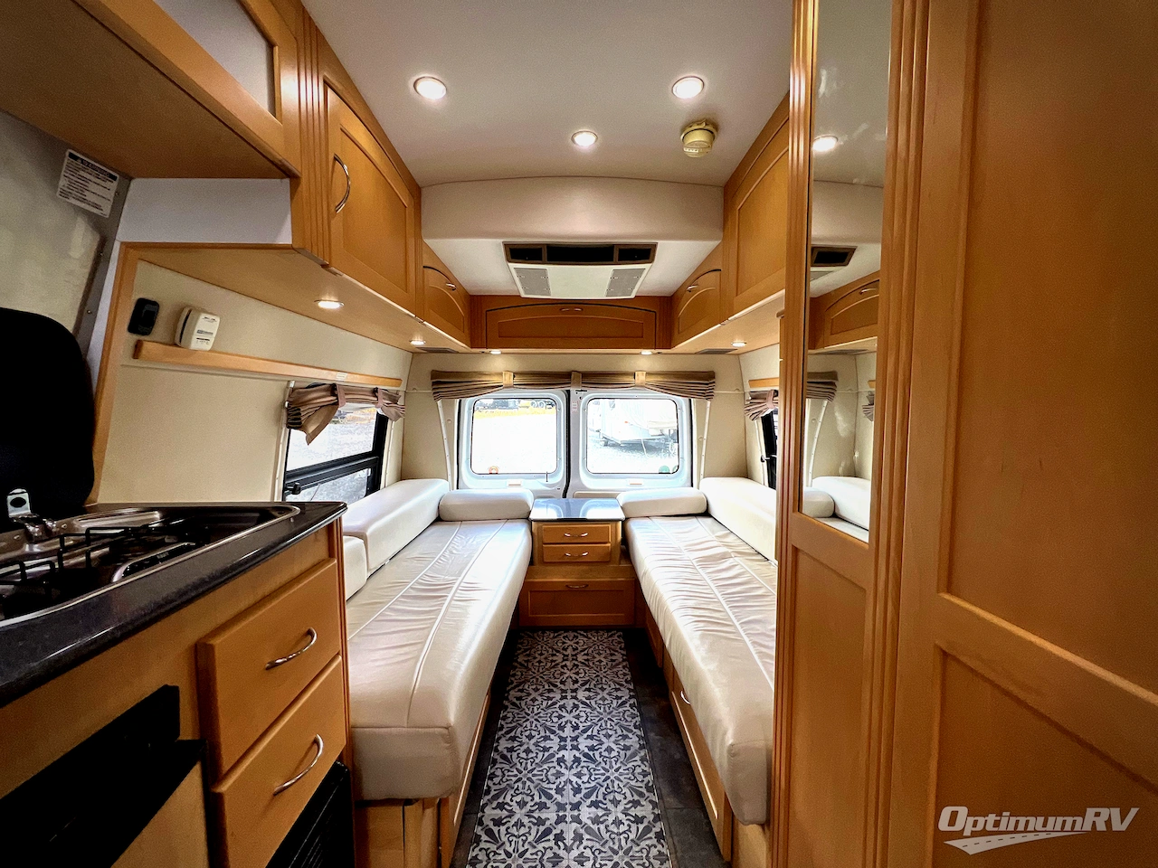 2011 Pleasure-Way Ford Excel TD Photo 11