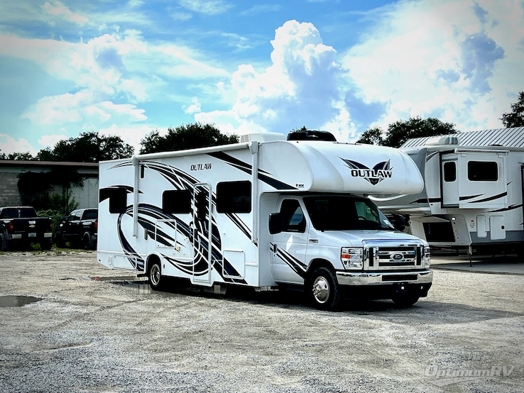 2023 Thor Outlaw 29J RV Photo 1