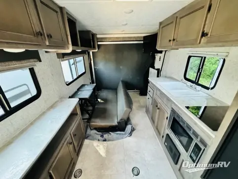 2020 Coachmen Apex Ultra-Lite 220EXT RV Photo 2